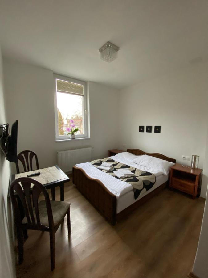 Guest House Penzion Fortuna Tvrdosin Extérieur photo
