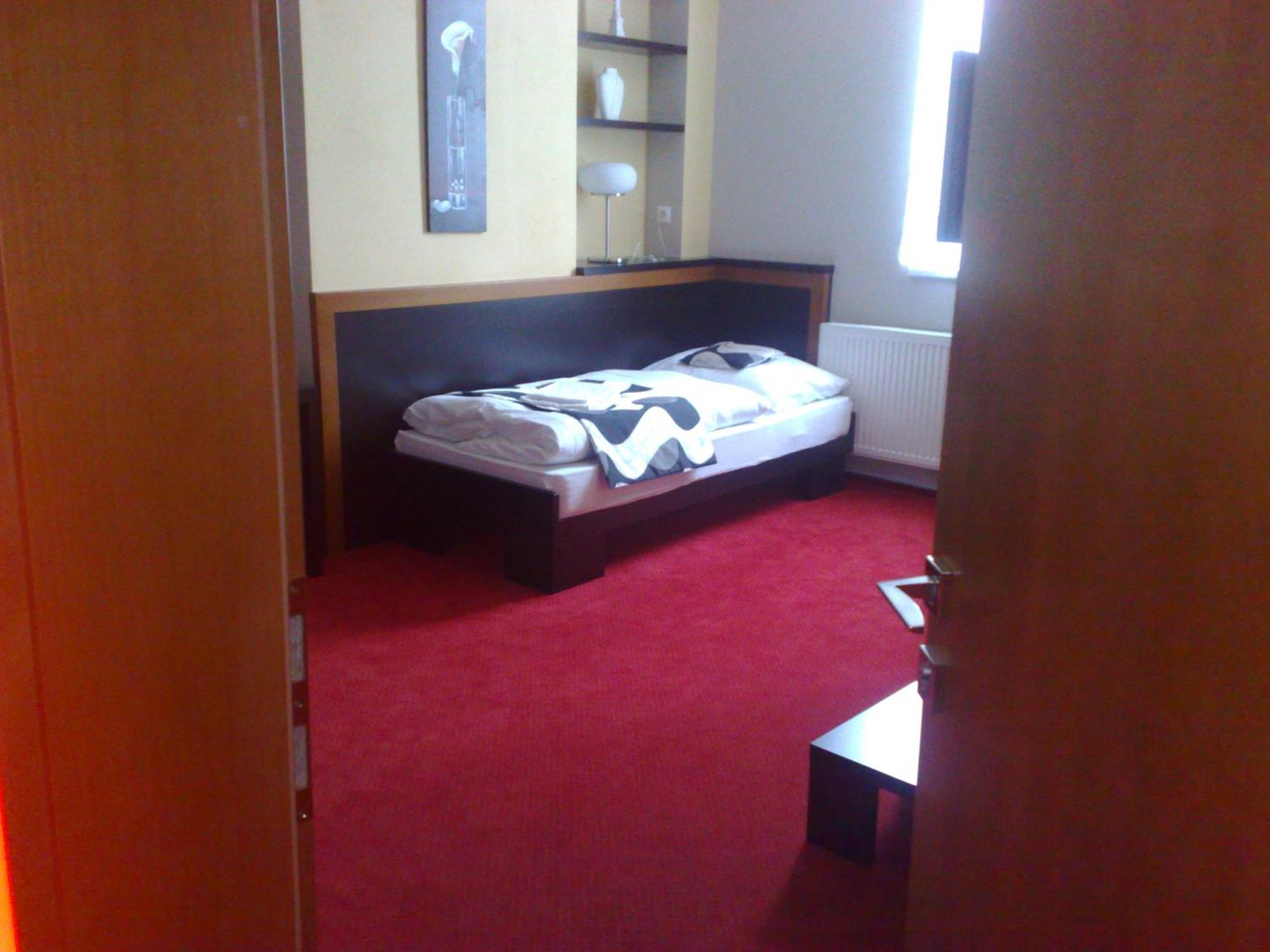 Guest House Penzion Fortuna Tvrdosin Extérieur photo