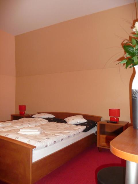 Guest House Penzion Fortuna Tvrdosin Extérieur photo
