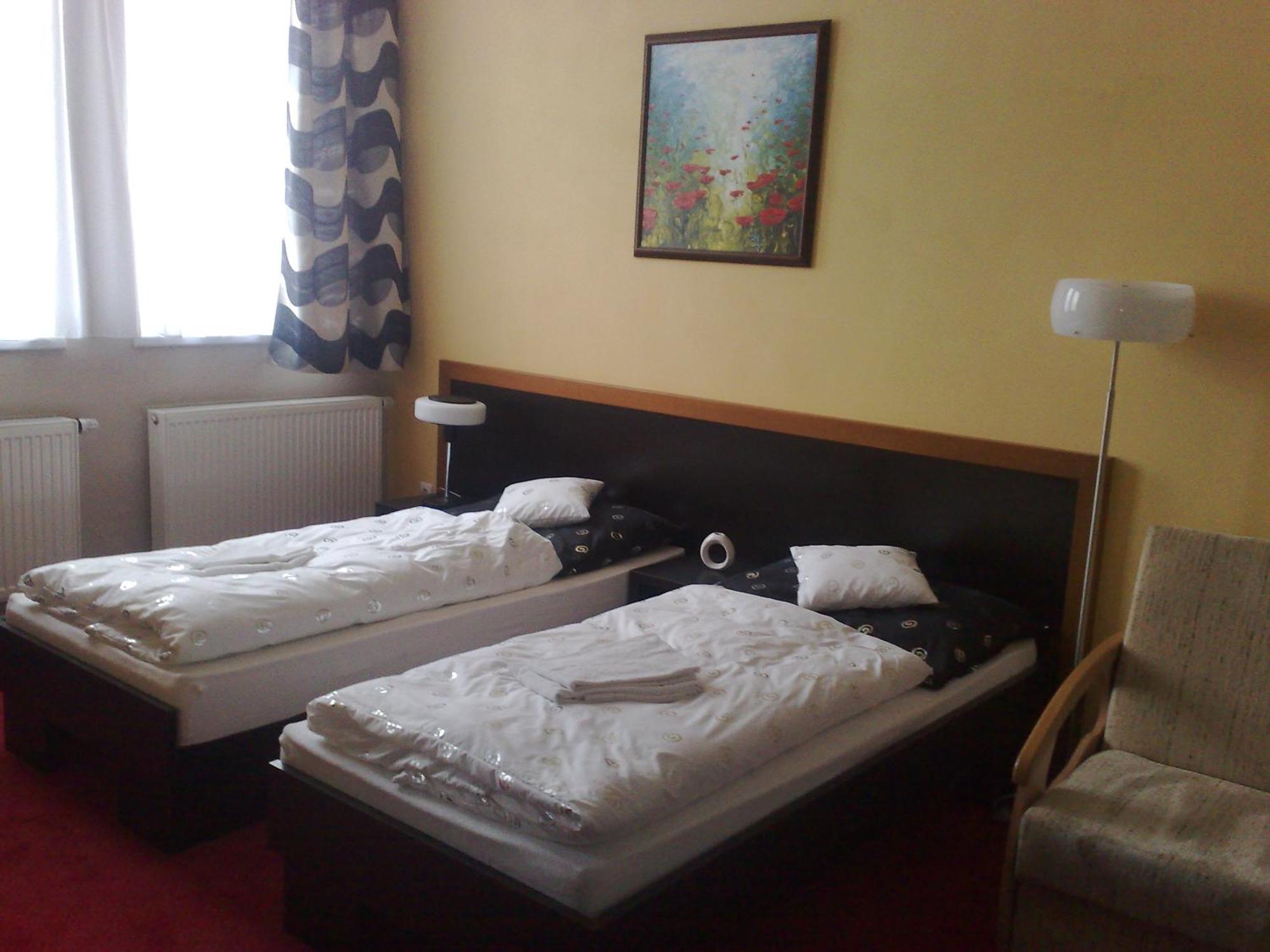 Guest House Penzion Fortuna Tvrdosin Extérieur photo